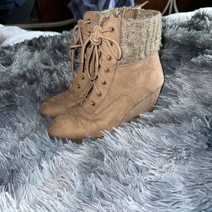 Super cute ankle booties for fall/winter!